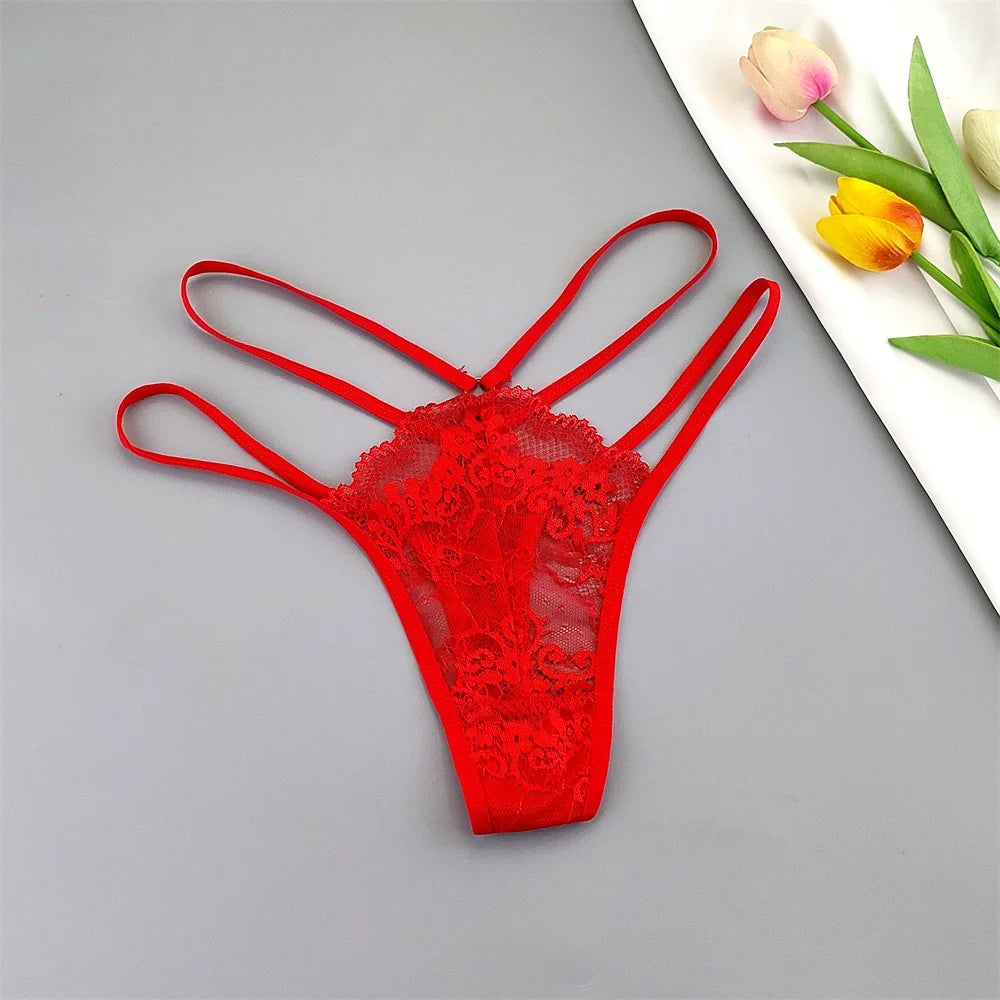 Elira – pántos csipke tanga szett