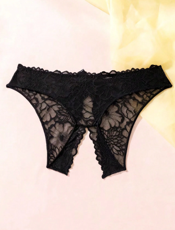 Amara – plus size csipkés nyitott tanga