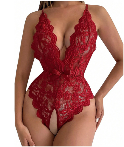 Carisse - alul nyitott szexi body