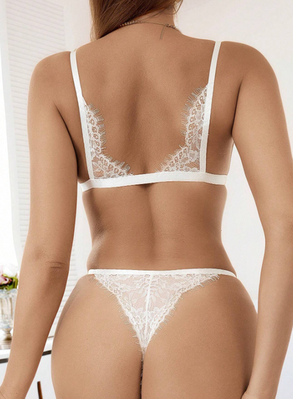 Melissa - elől kapcsolható csipke melltartó + tanga