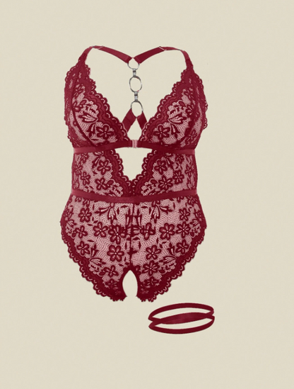Sandrie - alul nyitott plus size csipke body